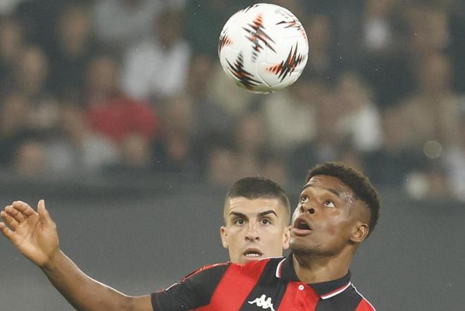 亚博体育-加时末段突围战来临；罗马围绕法甲队长鼓劲；球迷炸锅；高层口径保持一致的简单介绍-亚博体育